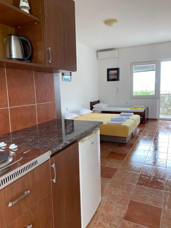 Apartments Vila Kurtagic Dobra Voda Extérieur photo