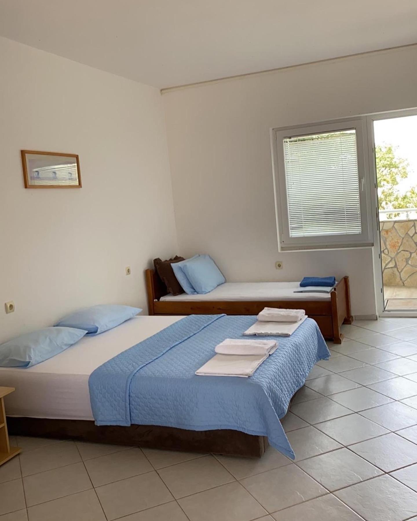 Apartments Vila Kurtagic Dobra Voda Extérieur photo