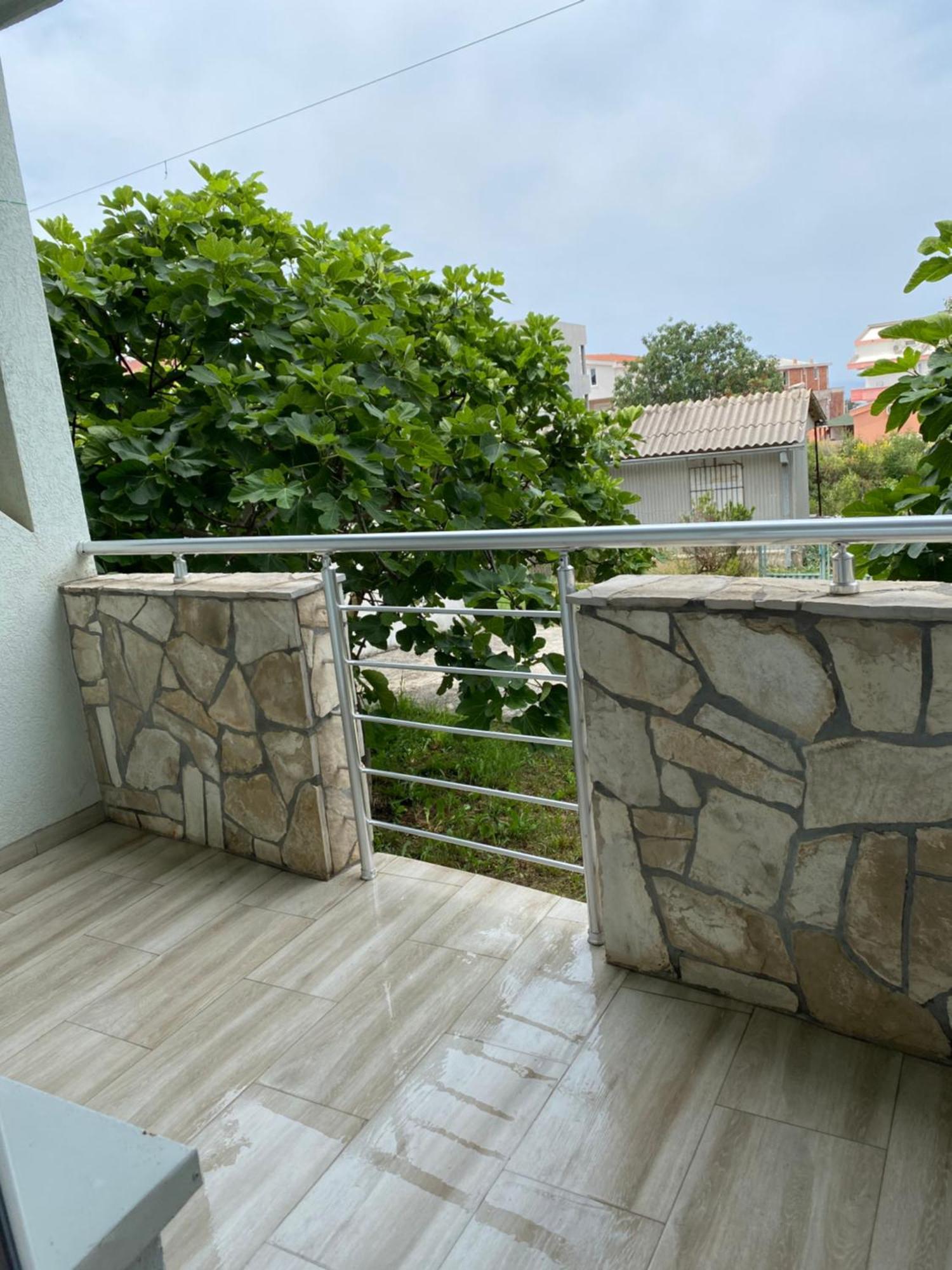 Apartments Vila Kurtagic Dobra Voda Extérieur photo