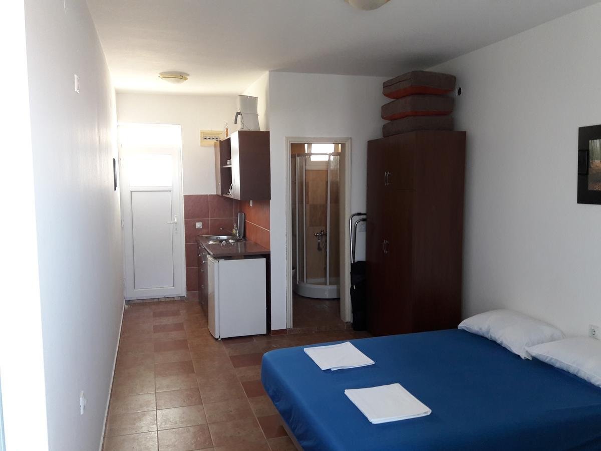 Apartments Vila Kurtagic Dobra Voda Extérieur photo