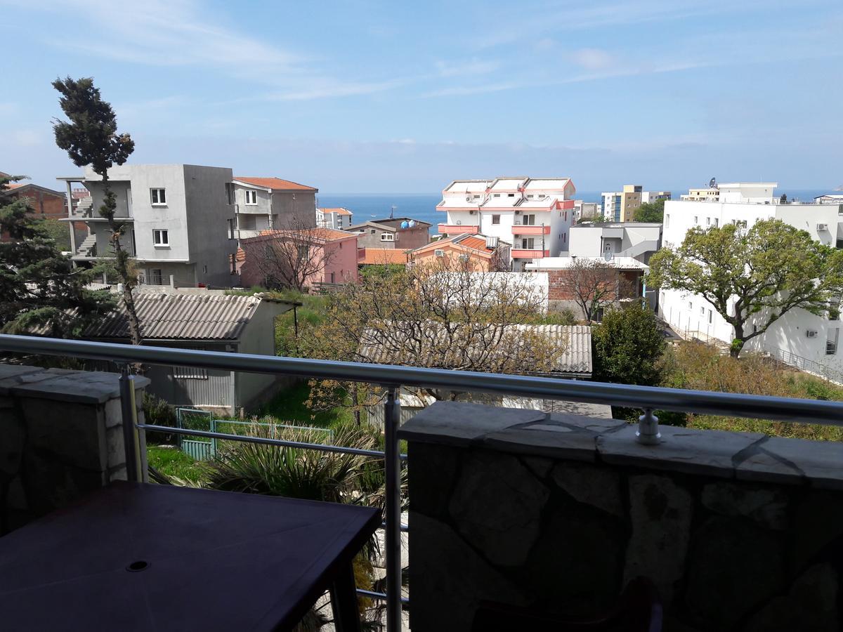 Apartments Vila Kurtagic Dobra Voda Extérieur photo